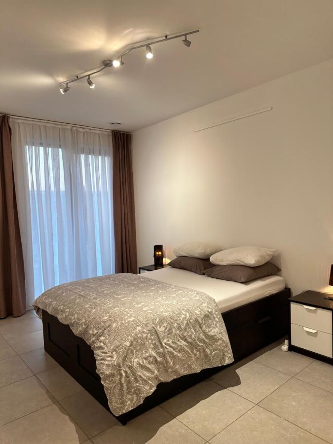 Canal View One Bedroom Flat Brussels Exterior photo